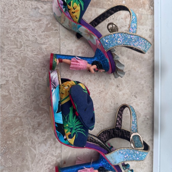 Colorful Artisan Figurine Heel Statement Sandals - Picture 10 of 10